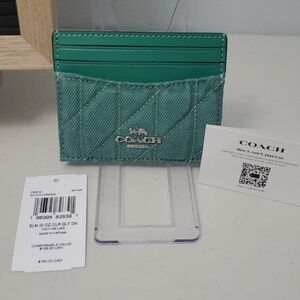 Coach Ivy/Green Quilted Card Holder